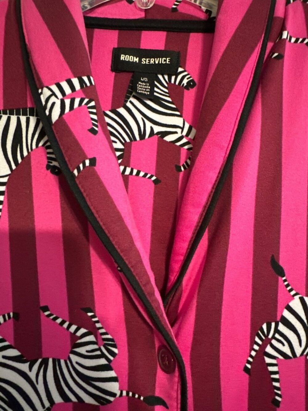 Room Service Womens Zebra Print Pink & Burgundy Striped Pajama Set L/XL - Picture 2 of 6